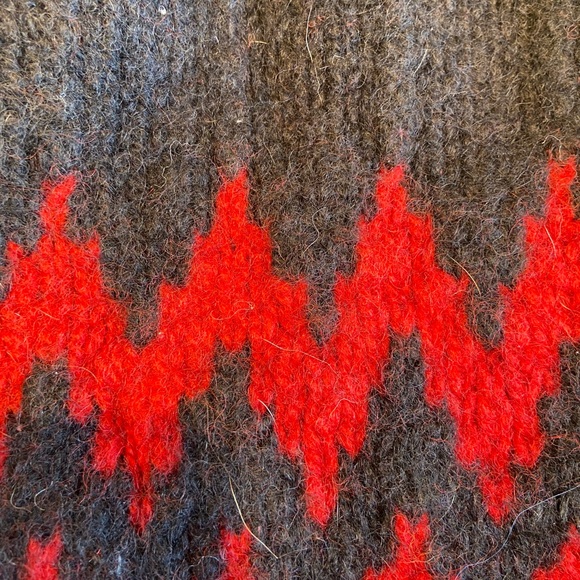 Vintage Hand Knit Chunky Greek Or Icelandic Sweater - Blue & Red - Size M or L - Picture 3 of 4